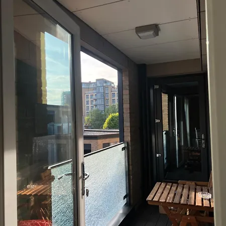 Modern Flat Your Stylish Escape *