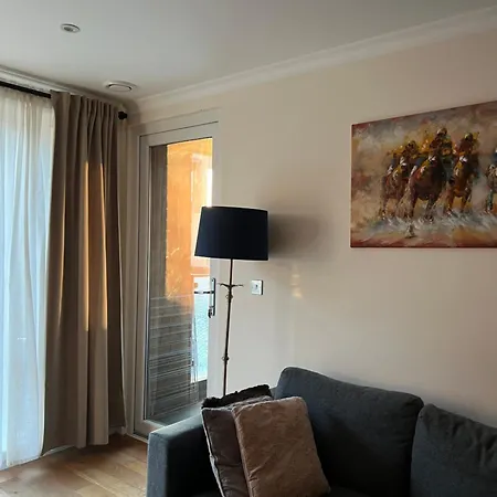 Apartment Modern Flat Your Stylish Escape