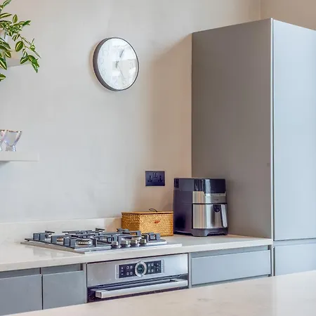 Exquisite Bright 1br Flat, 2 Min To Canonbury Tube