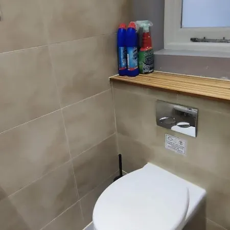 Cosy 2 Bedroom In City Center Euston Apartment *