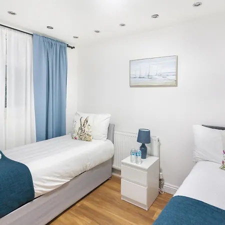 Cosy 2 Bedroom In City Center Euston