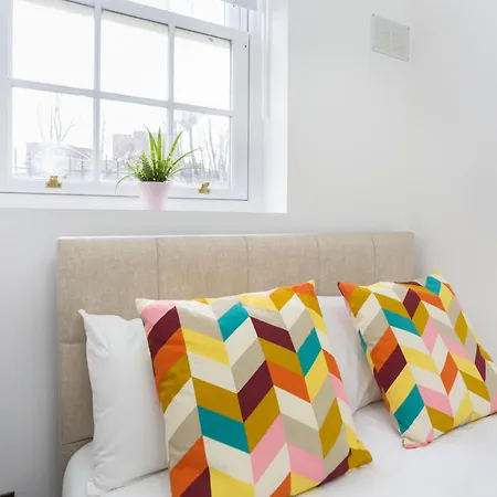 Cosy 2 Bedroom In City Center Euston
