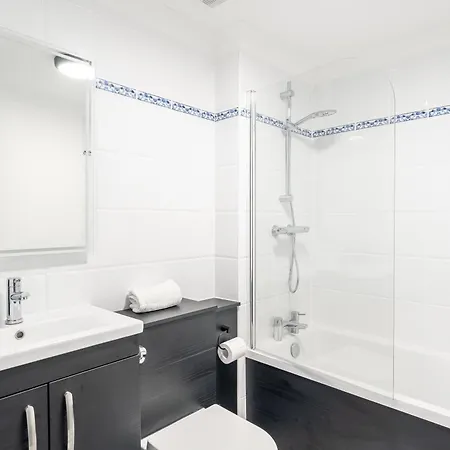 Centrally Located Islington *