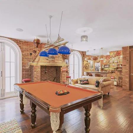 The Essex Mansion Spa