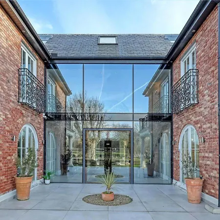 The Essex Mansion Spa Romford