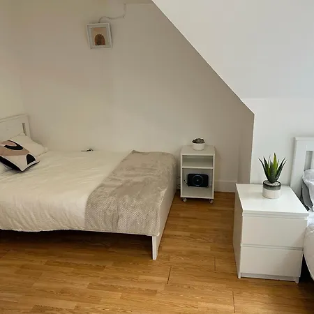 Oak Wembley Stadium Serviced By Edens Apartment London