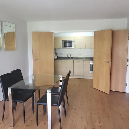 Indomitable Apartment Edgware
