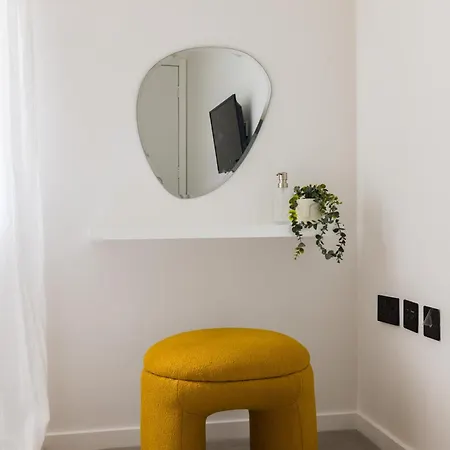 Modern, Luxury 2-bed With Private Balcony * London