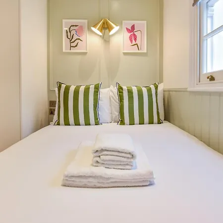 Star Street By Concept Apartment