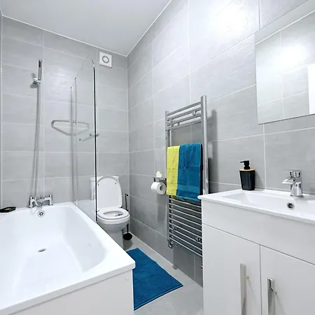 Apartamento Bright & Large 3 Bed Flat In Londres