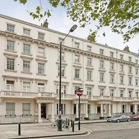 Apartment Spacious Studio, 5 Mins To Victoria Station, Central