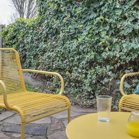 Ann's Place - 2 Bed House - Free Parking & Garden