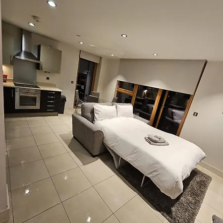 Luxury In Canary Wharf Apartment *