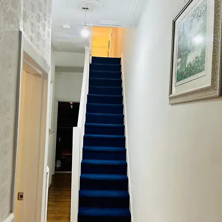 City Excel Bed & Breakfast