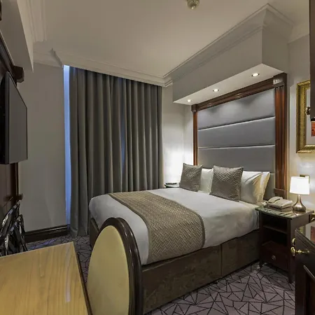 Hotell Hyde Park International 4*