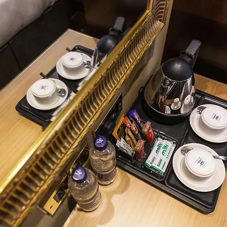Hyde Park International 4* London