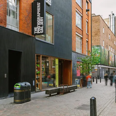 Sonder The Bard London