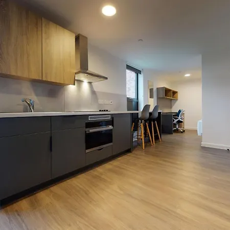 For Students Only Private Bedrooms With Shared Kitchen, And At Canvas Walthamstow In Apartamento