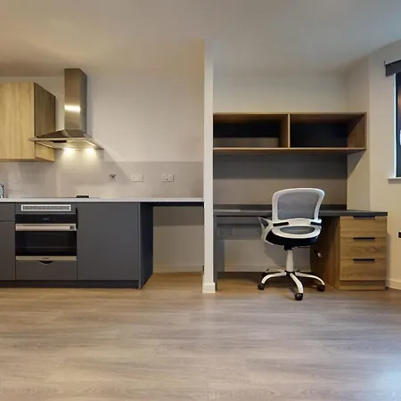 Apartment Private Bedrooms With Shared Kitchen, And At Canvas Wembley In