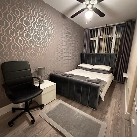 5 Bed 5 Bath / Brick Lane E1 * Londen