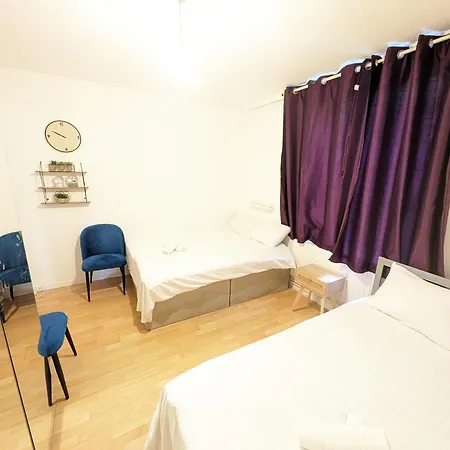 Tobacco Docks & St Katherine's Guest house London