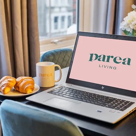 Parea Living - Leytonstone, 2-bedroom Serviced Apartment, Free Parking, Remote Working Apartment *