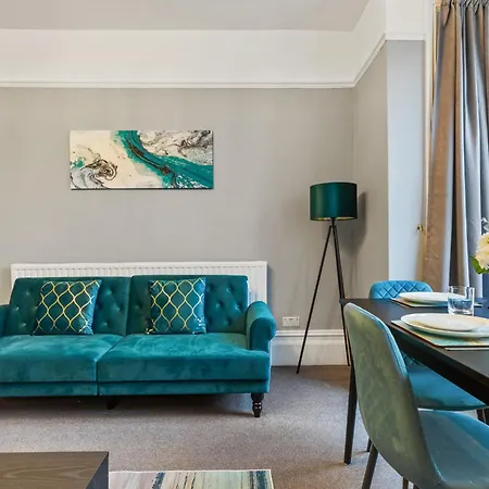 Apartment Parea Living - Leytonstone, 2-bedroom Serviced Apartment, Free Parking, Remote Working London