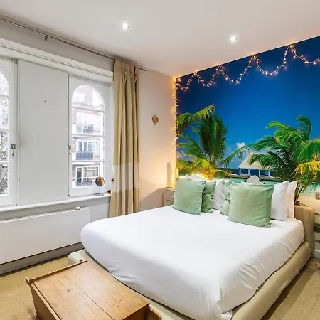 Charming Two Bed Maisonette In Notting Hill London