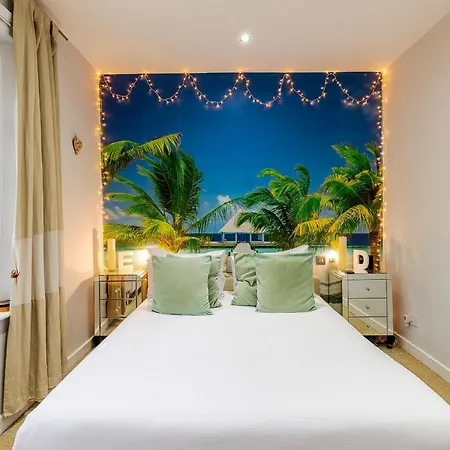 Charming Two Bed Maisonette In Notting Hill *