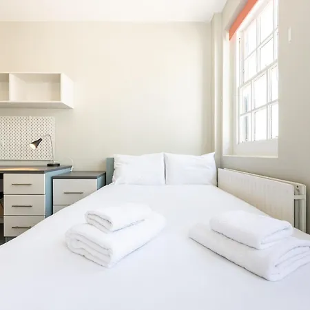Spacious With Shared Facilities *
