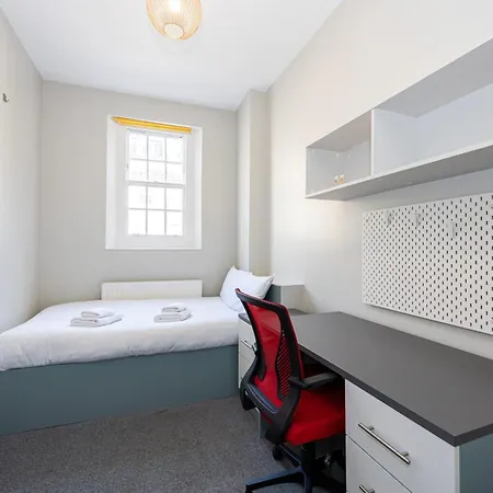 Spacious With Shared Facilities
