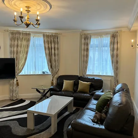 Apartment Hyde Park Corner Spacious 2 Bedroom London