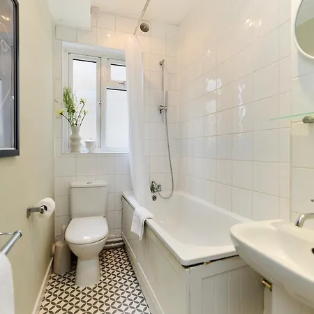 The Clapham Place - Prestigious 1bdr Flat With Terrace Apartment