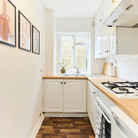 The Clapham Place - Prestigious 1bdr Flat With Terrace Apartment *