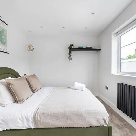 Arte Stays - Lux Stylish Penthouse - Heart Of Wembley - Parking *