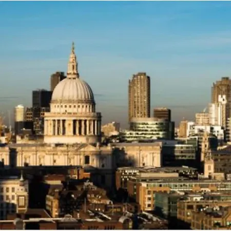 Kings Cross Apartment London
