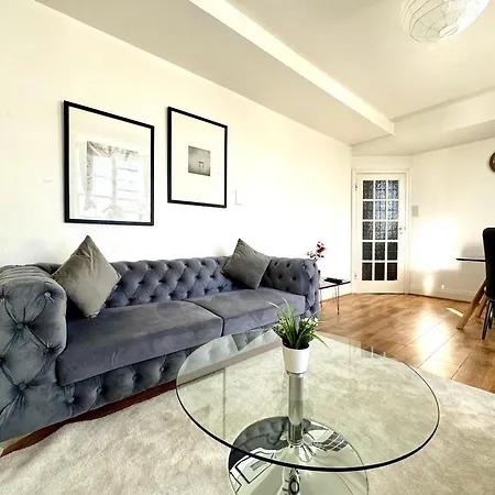 Apartment The Prince's Palace Central Queensway By Wild