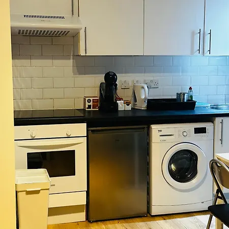 London Apartment * London