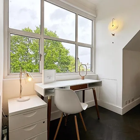 Ana's Place Near West Hampstead- 2 Double Beds, Max 4 People