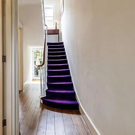 Holiday home Luxe Retreat 5-bed Gem