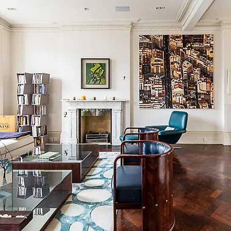 Luxe Retreat 5-bed Gem Holiday home *