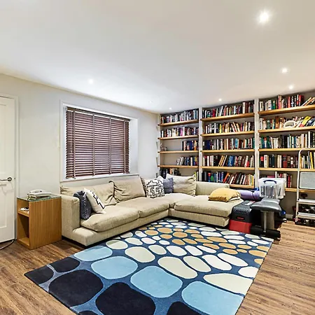 Luxe Retreat 5-bed Gem