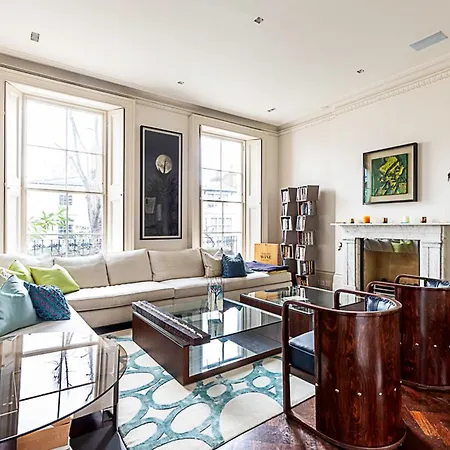 Luxe Retreat 5-bed Gem Holiday home *