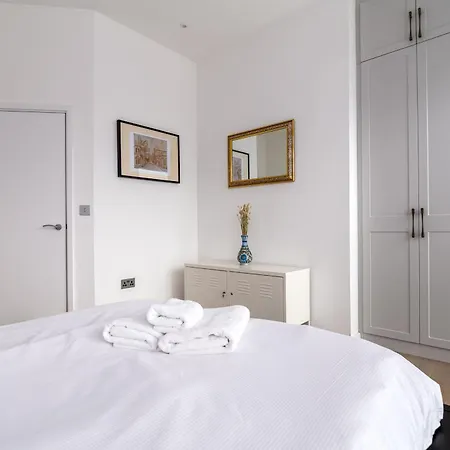 Guestready - Industrial Chic In Hackney