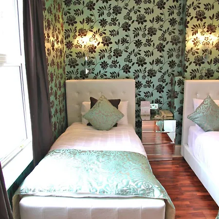 Crompton 4* Hounslow