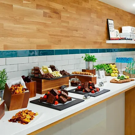 Marriott Kensington Hotel 4*