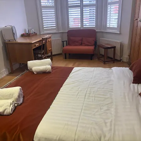 Grand Tulse Hill Homestay