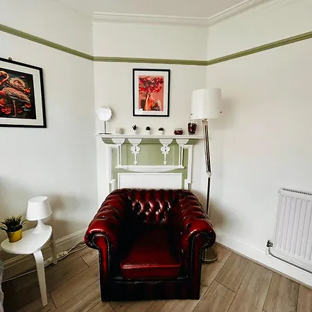 Rest Boutique Golders * London