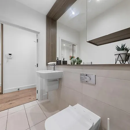 Apartment Stylish One Bedroom Flat - Sleeps 5 - Near Heathrow - Ub3 *