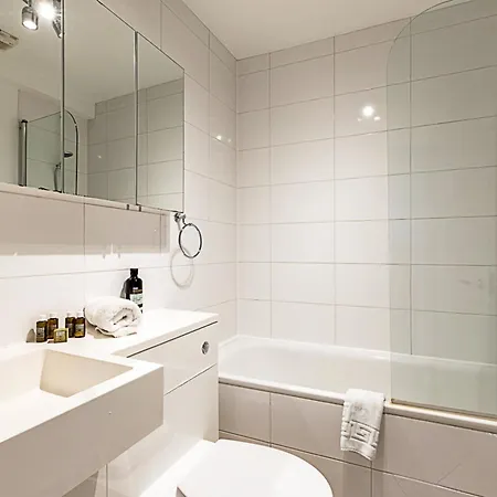 Charming Kensington Apartment London